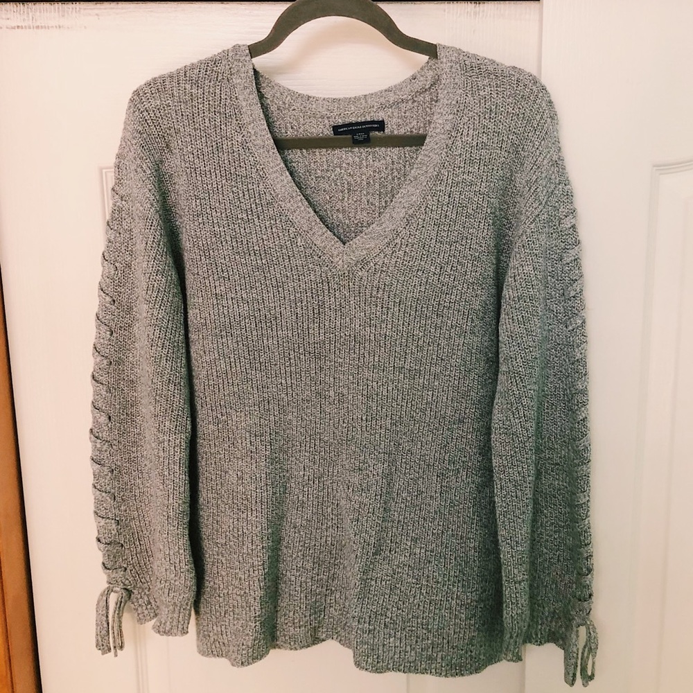 American Eagle sweater